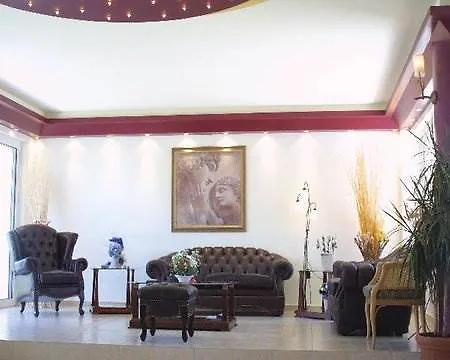 Alexandros Hotel 3*