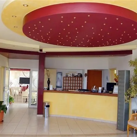 Hotel Alexandros 3*