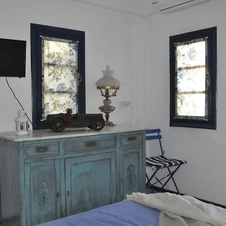 Hotel Alexandros 3*
